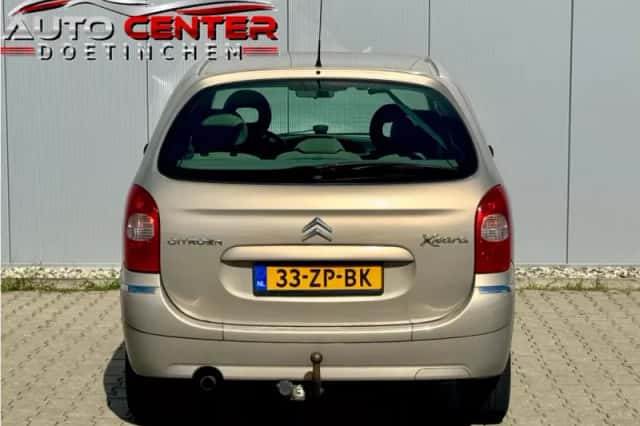 Citroën Xsara Picasso (2004) thumbnail 3