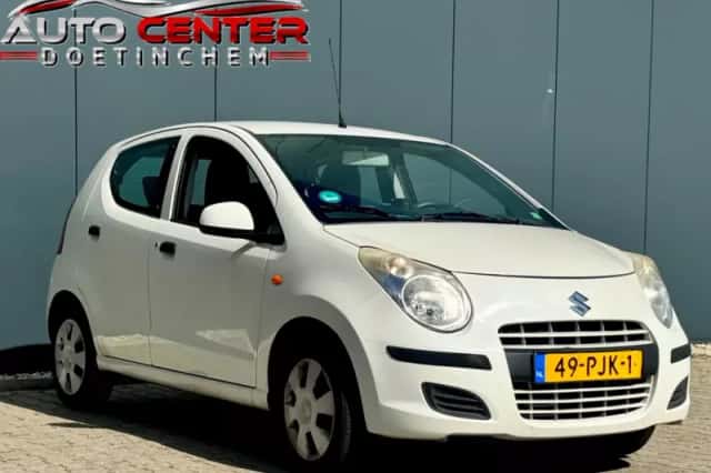 Suzuki Alto (2011) thumbnail 5