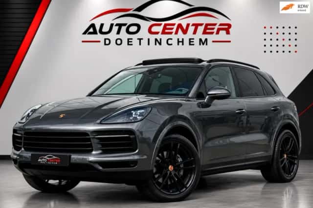 Porsche Cayenne (2018) thumbnail 1