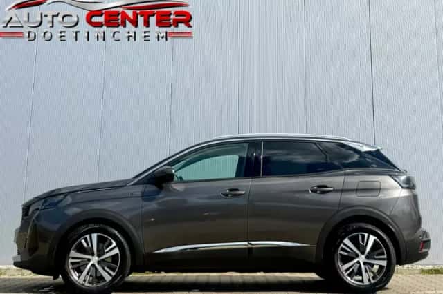 Peugeot 3008 (2021) thumbnail 2