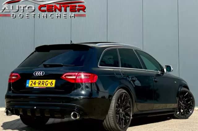 Audi A4 (2009) thumbnail 5