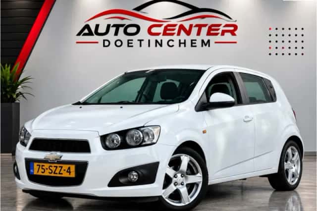 Chevrolet Aveo (2011) thumbnail 1