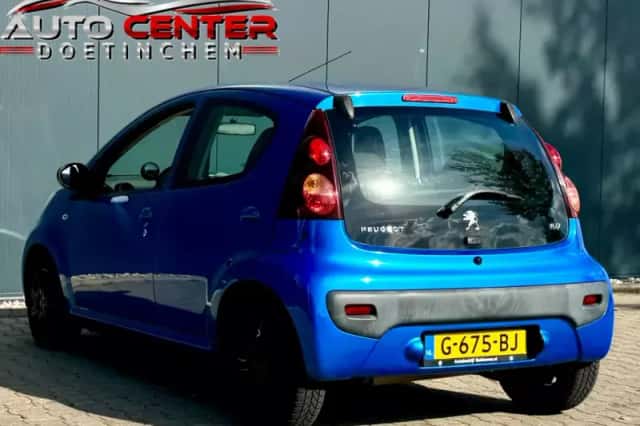 Peugeot 107 (2012) thumbnail 2