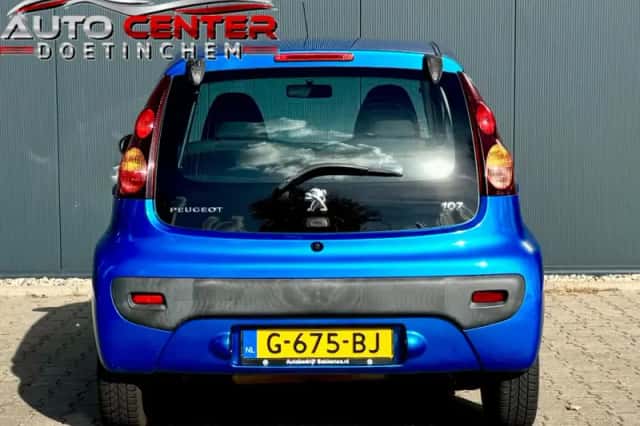 Peugeot 107 (2012) thumbnail 3
