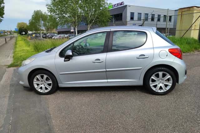 Peugeot 207 (2006) thumbnail 2