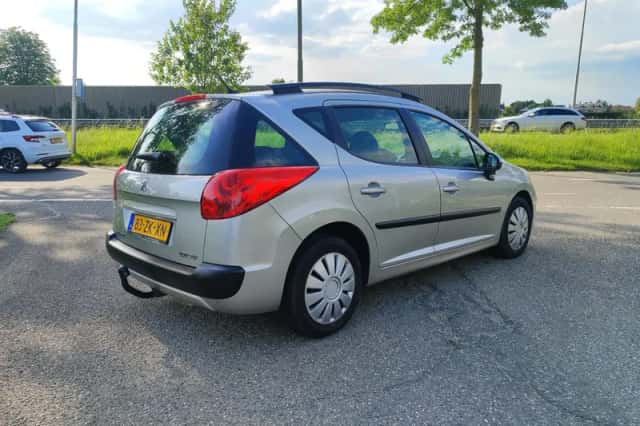 Peugeot 207 (2008) thumbnail 5