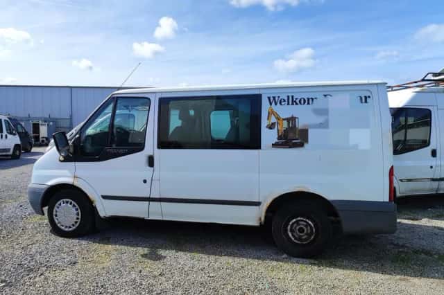 Ford Transit (2008) thumbnail 2