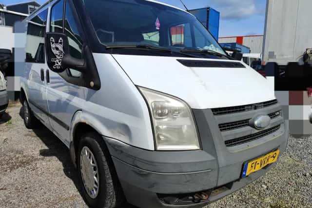 Ford Transit (2008) thumbnail 3