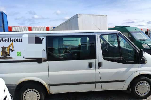 Ford Transit (2008) thumbnail 4
