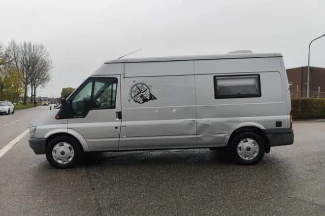 Ford Transit (2005) thumbnail 2