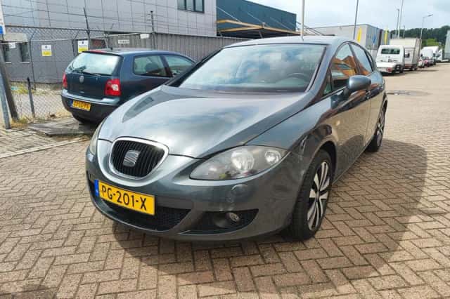 SEAT Leon (2009) thumbnail 1