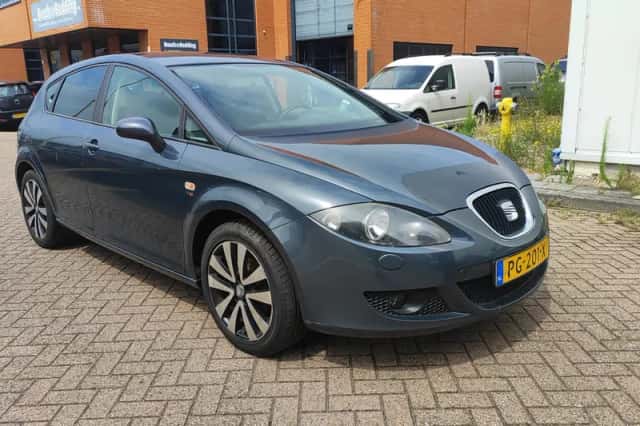 SEAT Leon (2009) thumbnail 5