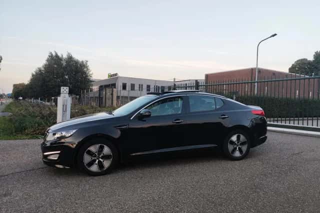 Kia Optima (2013) thumbnail 2