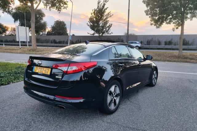 Kia Optima (2013) thumbnail 5
