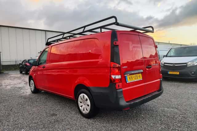 Mercedes-Benz Vito (2016) thumbnail 3