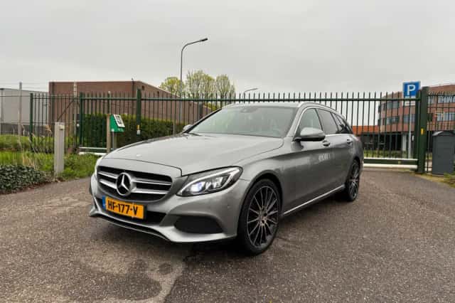 Mercedes-Benz C-Klasse (2015) thumbnail 1