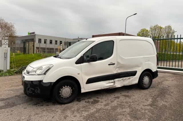 Citroën Berlingo (2012) thumbnail 2