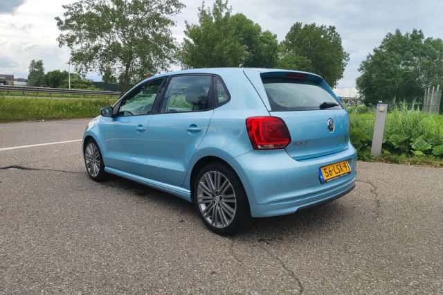 Volkswagen Polo (2010) thumbnail 3