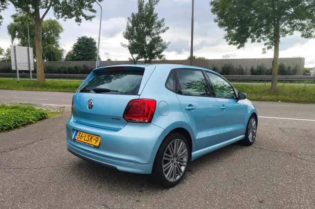 Volkswagen Polo (2010) thumbnail 5