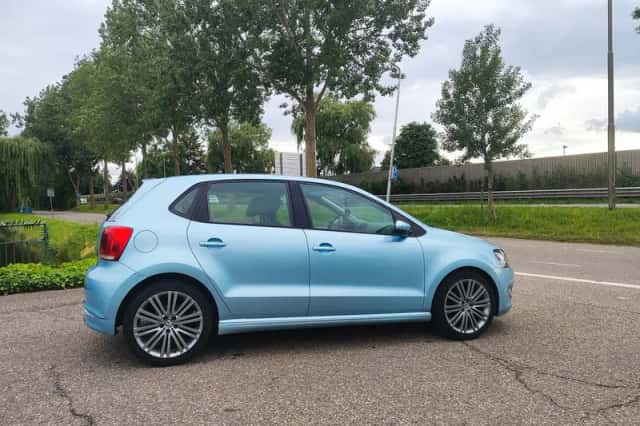 Volkswagen Polo (2010) thumbnail 6