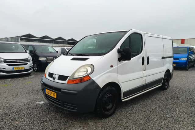 Renault Trafic (2004) thumbnail 1