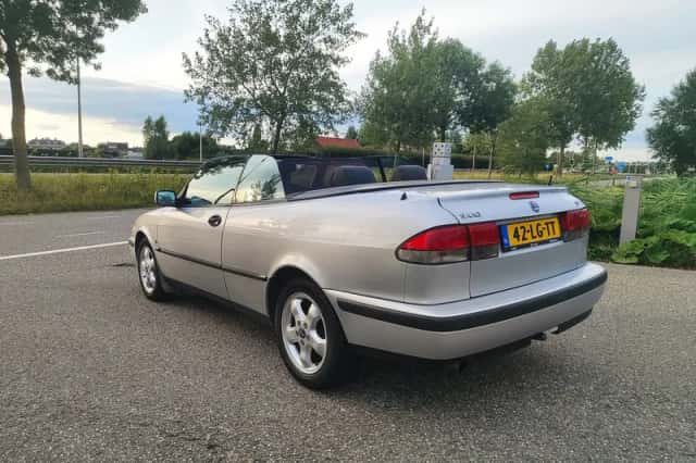 Saab 9-3 (2003) thumbnail 3