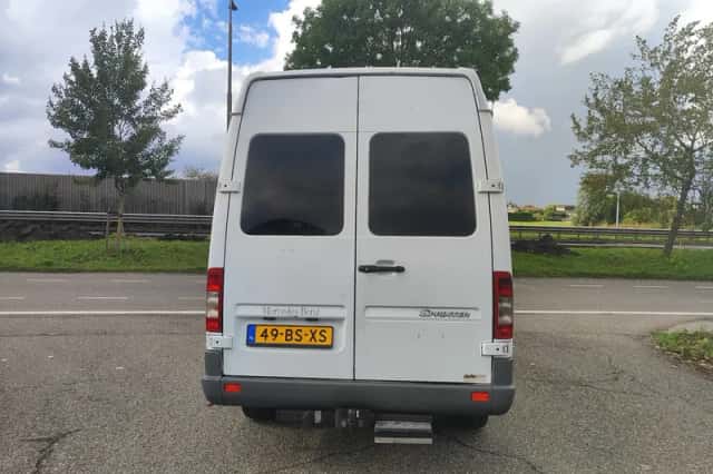 Mercedes-Benz Sprinter (2005) thumbnail 4
