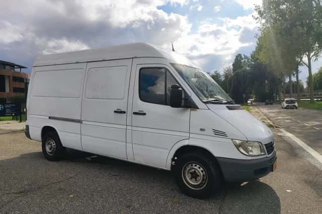Mercedes-Benz Sprinter (2005) thumbnail 6