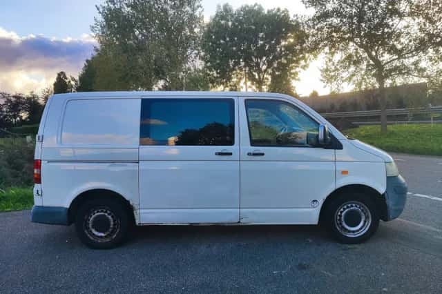 Volkswagen Transporter (2005) thumbnail 6