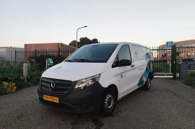 Mercedes-Benz Vito (2015) thumbnail 1