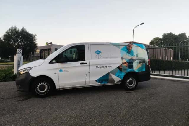 Mercedes-Benz Vito (2015) thumbnail 2
