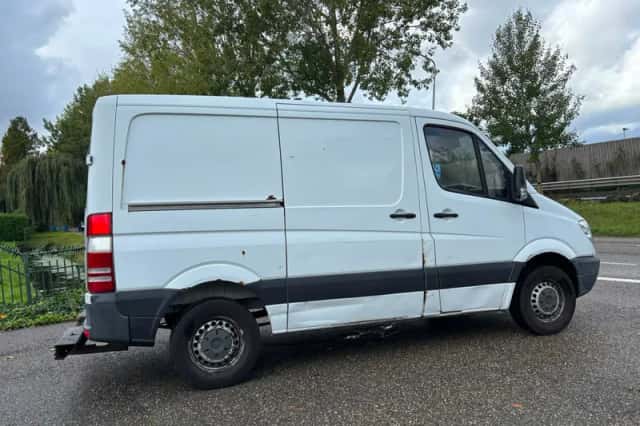 Mercedes-Benz Sprinter (2013) thumbnail 6