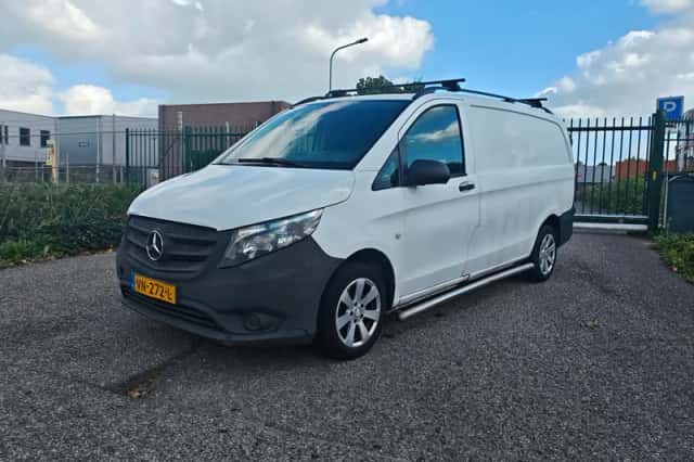 Mercedes-Benz Vito (2015) thumbnail 1