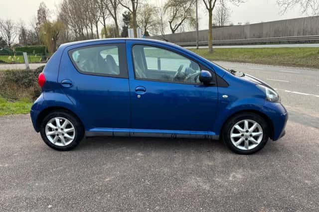 Toyota Aygo (2007) thumbnail 6