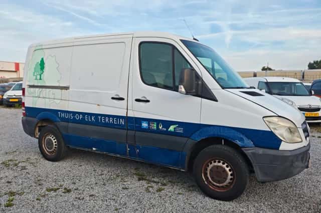 Mercedes-Benz Sprinter (2007) thumbnail 6