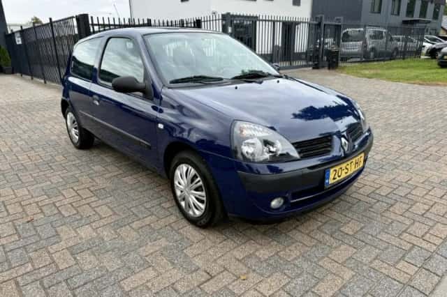 Renault Clio (2006) thumbnail 5