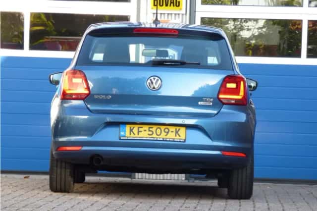 Volkswagen Polo (2016) thumbnail 3