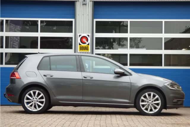 Volkswagen Golf (2019) thumbnail 5