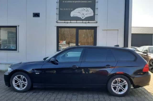 BMW 3-Serie (2008) thumbnail 3