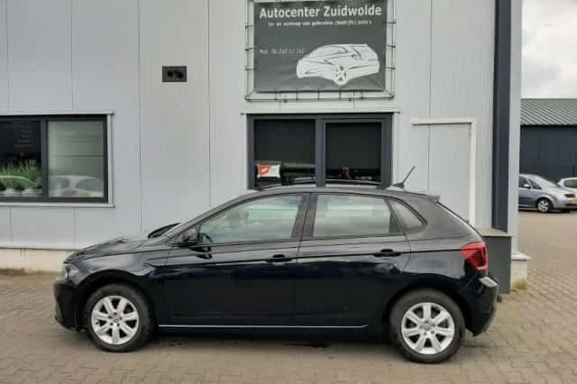 Volkswagen Polo (2019) thumbnail 2