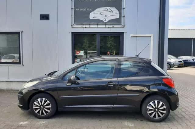 Peugeot 207 (2008) thumbnail 2
