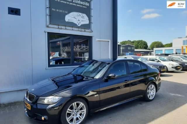 BMW 3-Serie (2011) thumbnail 1