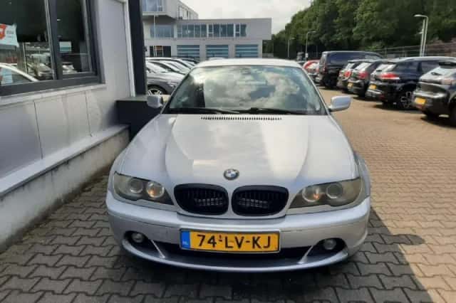 BMW 3-Serie (2003) thumbnail 4