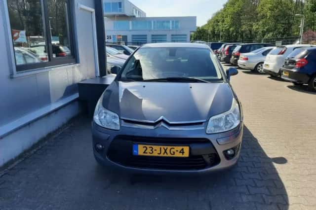 Citroën C4 (2009) thumbnail 3