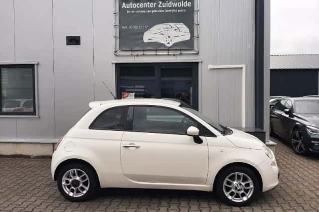 Fiat 500 (2009) thumbnail 4