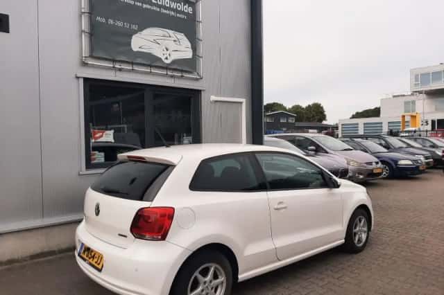 Volkswagen Polo (2011) thumbnail 5