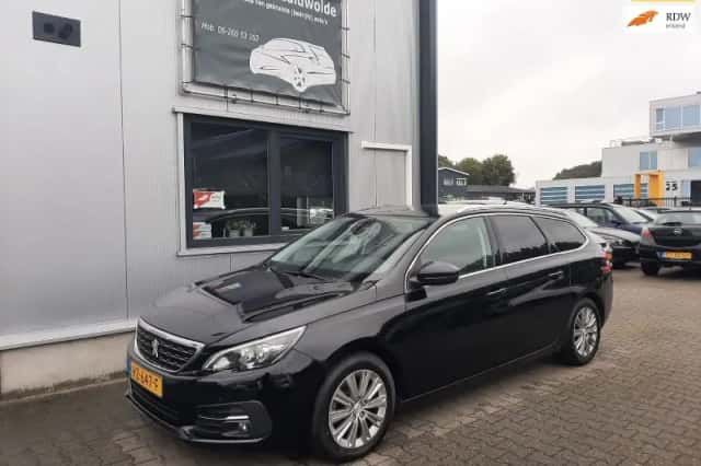 Peugeot 308 (2018) thumbnail 1