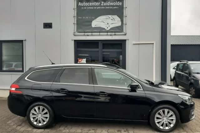 Peugeot 308 (2018) thumbnail 5