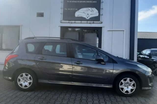 Peugeot 308 (2010) thumbnail 5