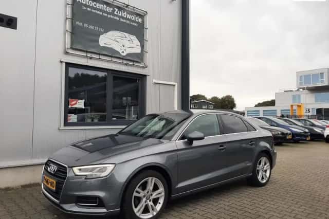 Audi A3 (2017) thumbnail 1